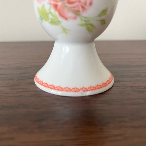 MEVIS LINE Floral Rose Soft Boiled Egg Cups Porcelain Set Of 2 cottage Shabby - Picture 13 of 13